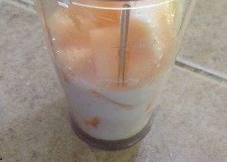 吃哈密瓜能喝酸奶吗