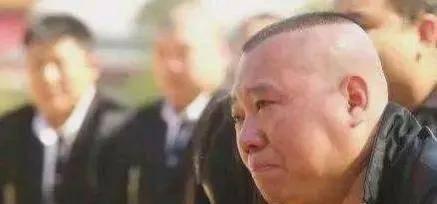 康定吃瓜事件始末视频,一场网络热议的始末揭秘